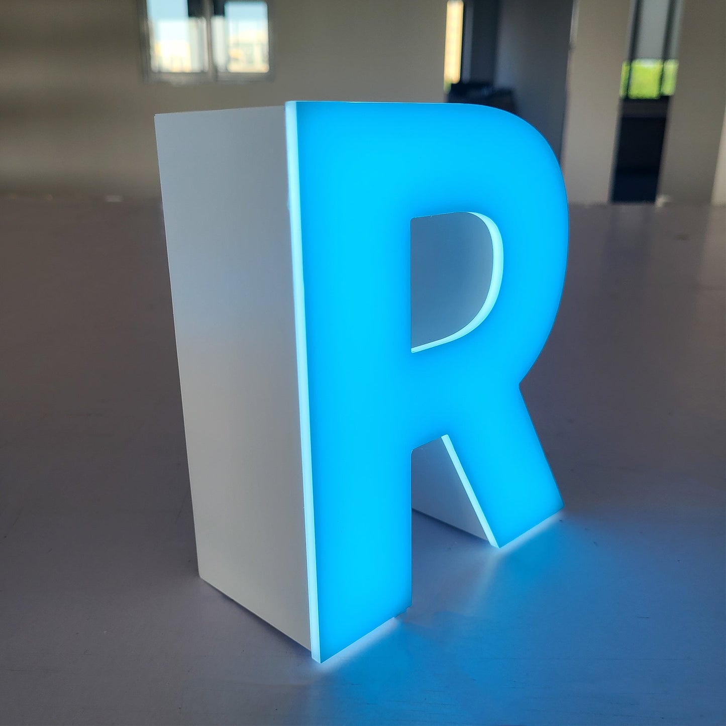 Custom Wall Letters Signage Outdoor Illuminatad Channel Letter Signs 3D Lighting Stainless Steel Letters Advertising Signages