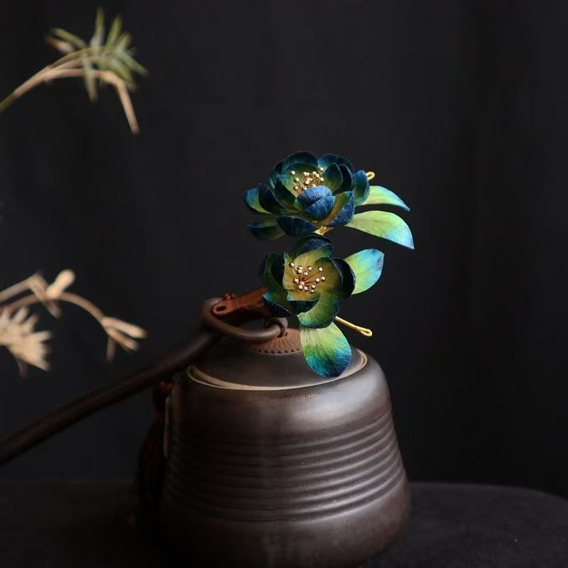 Handcrafted Intangible Cultural Heritage Velvet Flower Sandalwood Hairpin Headpiece Gift for Everyday Hairstyles