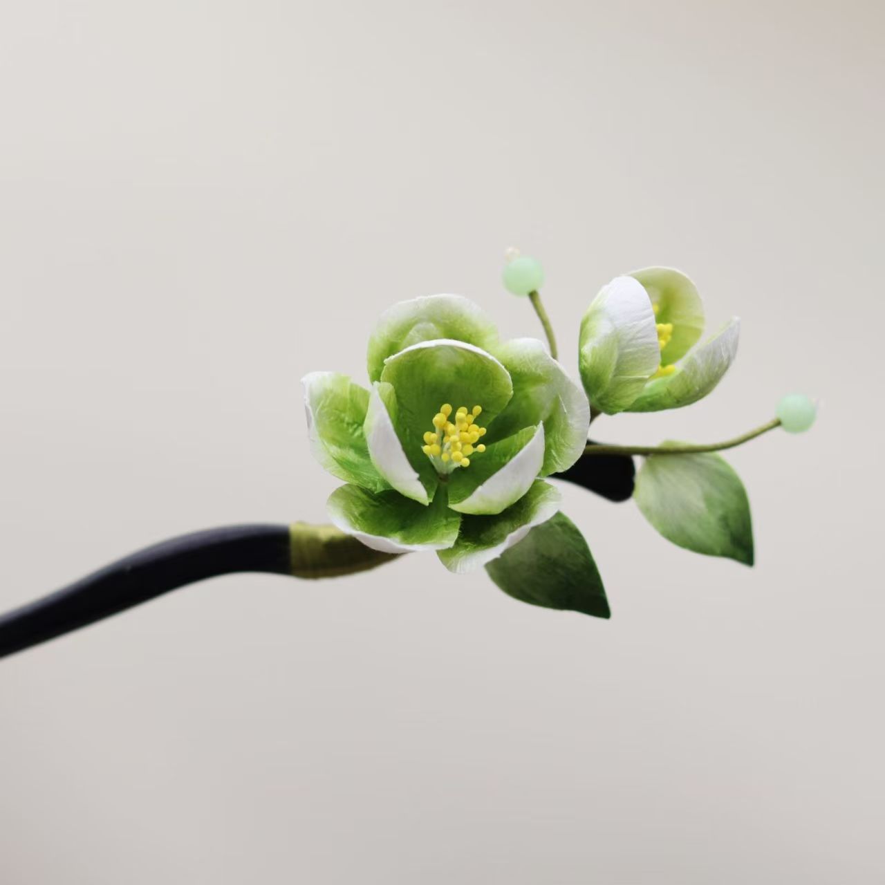Pear blossom silk velvet flower wooden hairpin bun hairpin headdress