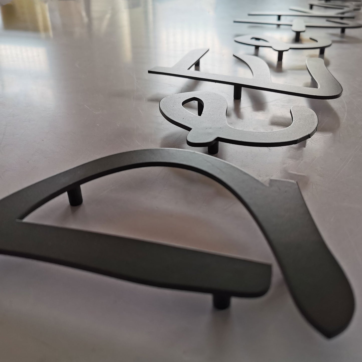 Customized Lettering Indoor Company Home Wall Decoration Logo Solid Laser Cut Metal Letters Sign