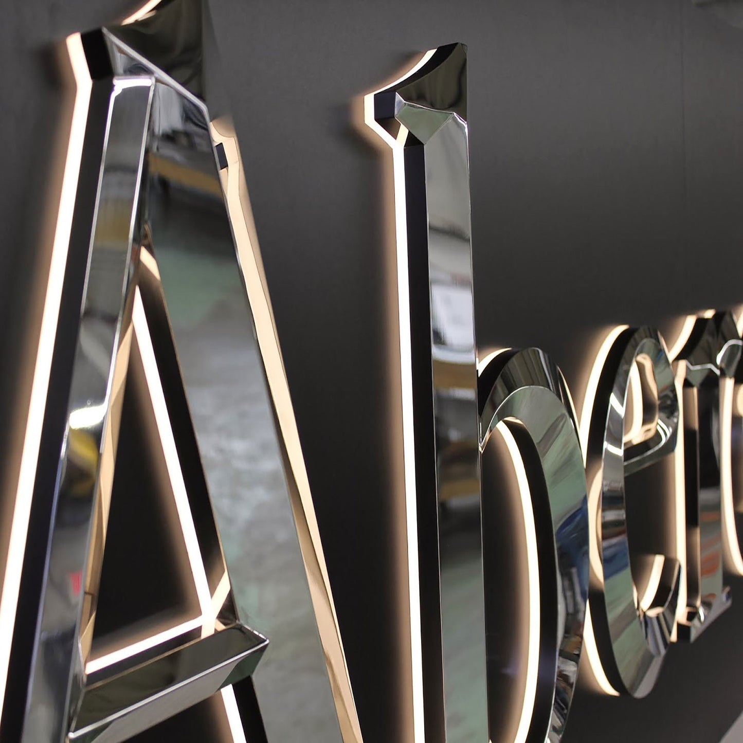 Custom polished finish 3D acrylic stainless steel channel letters waterproof led backlit letter sign with beveled face