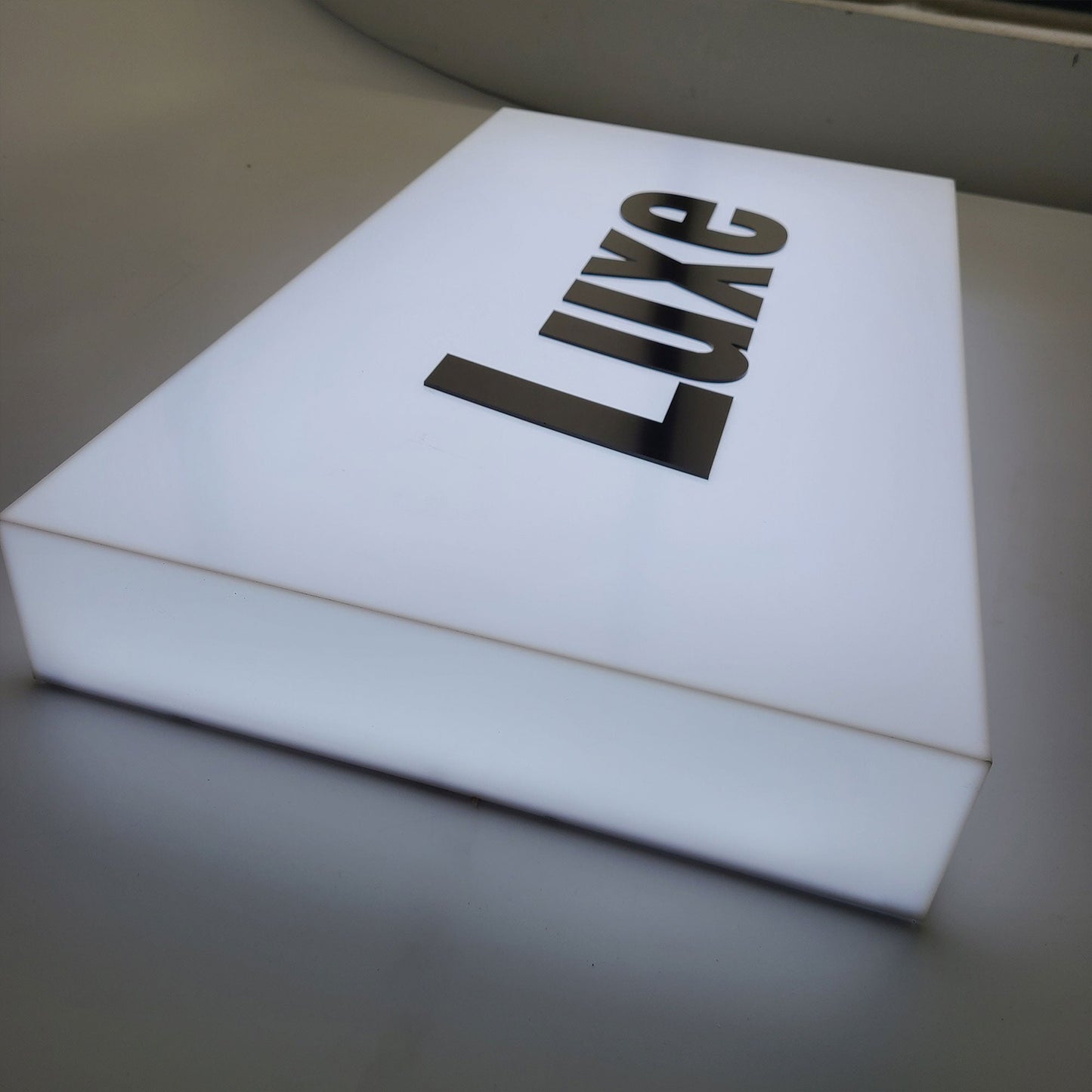 Personalized led advertising light box illuminated wall acrylic sign 3D full lit acrylic lightbox for business