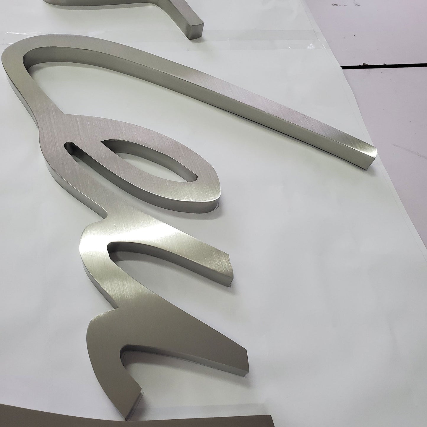 Stainless Steel Channel Letters Factory Price Non-illuminated 3D Laser Cut Letter Alphabet Number Signs for Buildings