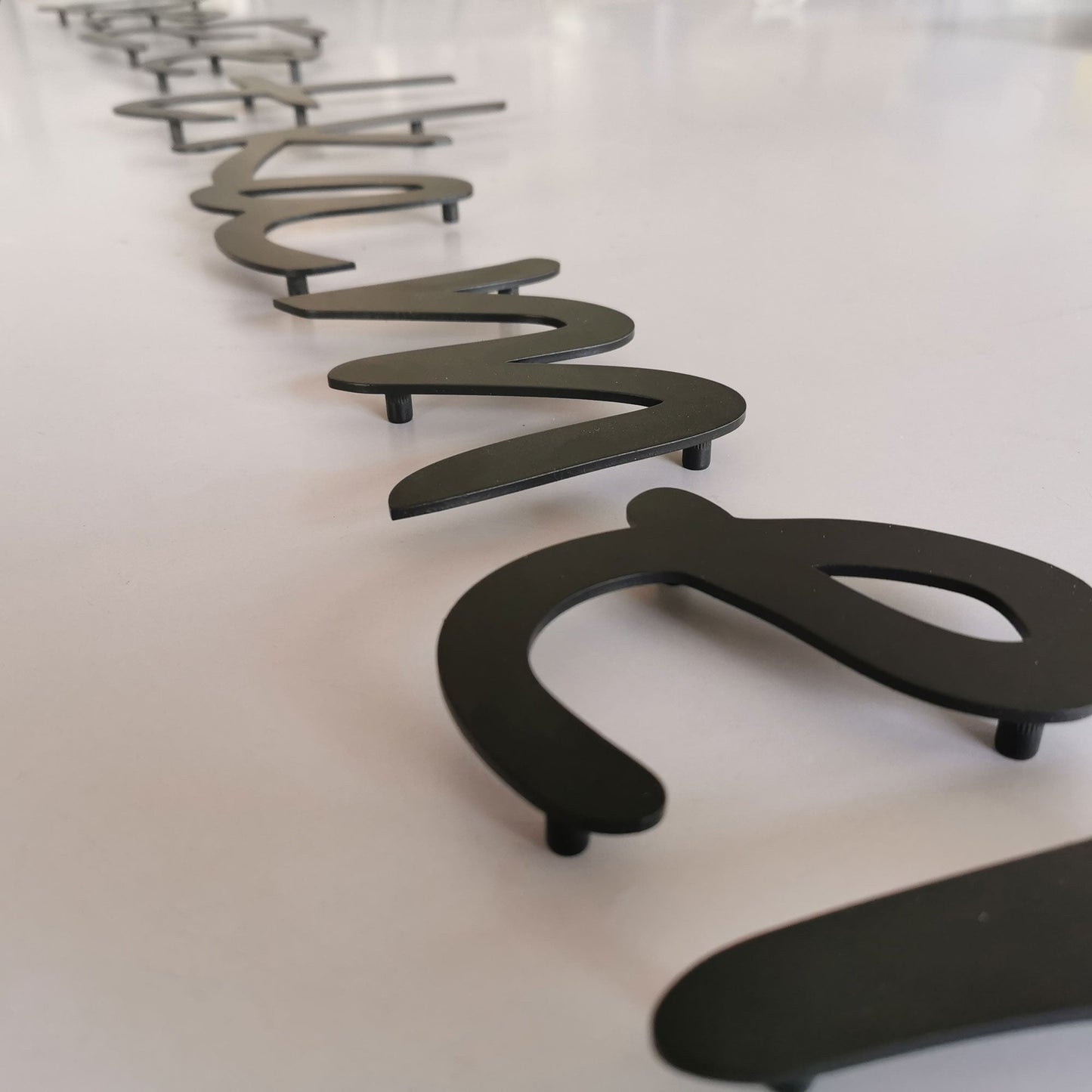 Customized Lettering Indoor Company Home Wall Decoration Logo Solid Laser Cut Metal Letters Sign