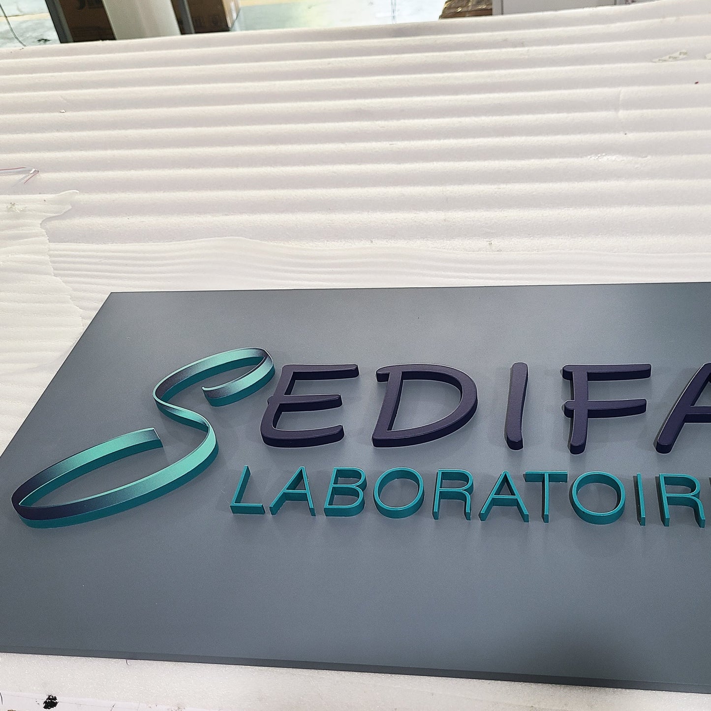 Custom Office Sign Self Adhensive Acrylic Plate Sign Door Front Wall Signs Company Receptions Brand Logo Display