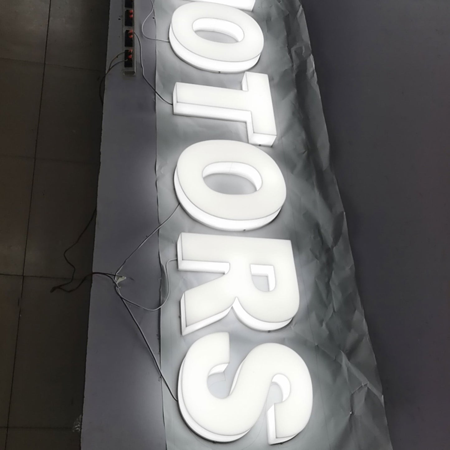Outdoor Custom Size Company Logo 3D Light Up Full Acrylic Sign Shopfront Led Channel Letters