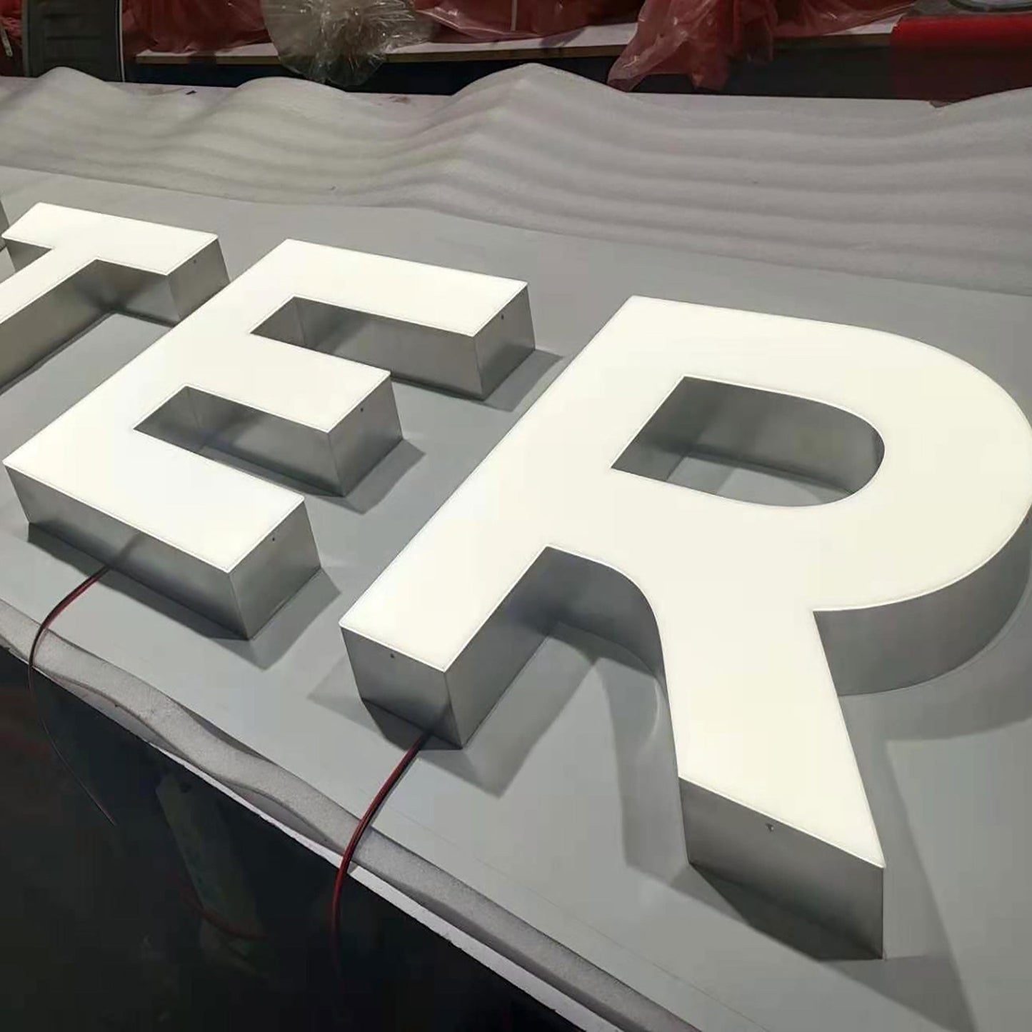 Custom Shop Name Sign Board Led Frontlit Letters Sign Company Logo 3D Channel Letters Business Sign