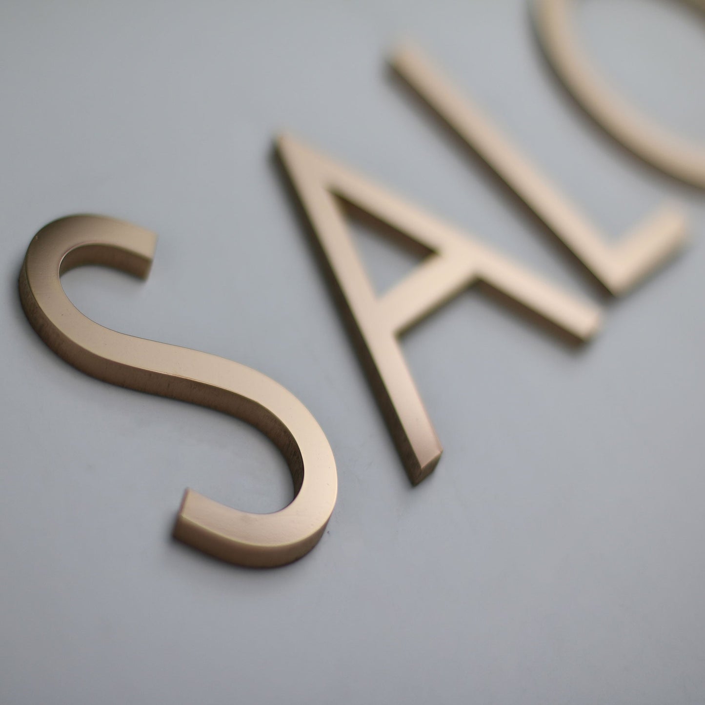 Flat cut solid stainless steel letters for wall decoration indoor and outdoor advertising logo business signage