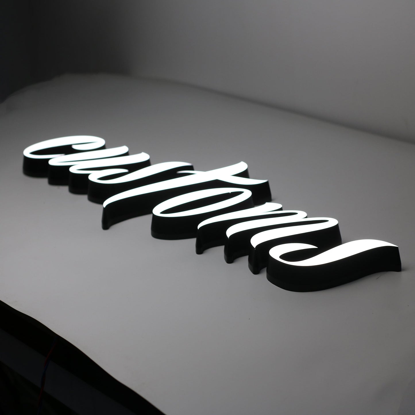 Lighted Words Fabricated Letter Illuminated 3D Business Store Led Sign Shop Front Signs Three Dimensional Acrylic Letters