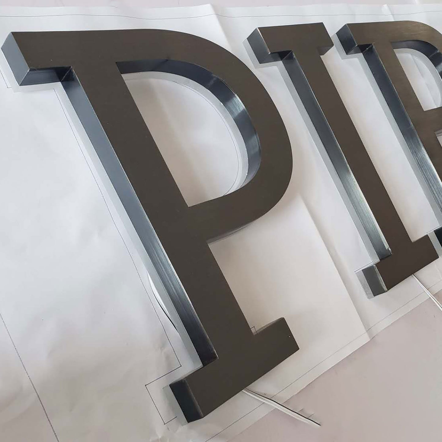 Fast delivery Led Channel Letter Sign Led Back Illuminate Letter Signs Store Stainless Steel Business Sign Outdoor Installation