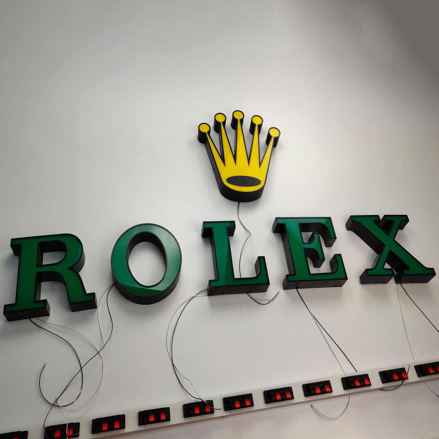 LED Illuminated Sign Aluminum TrimCap Outdoor Front Illuminated 3D Frontlit Channel Letter Sign Waterproof Sign Letters