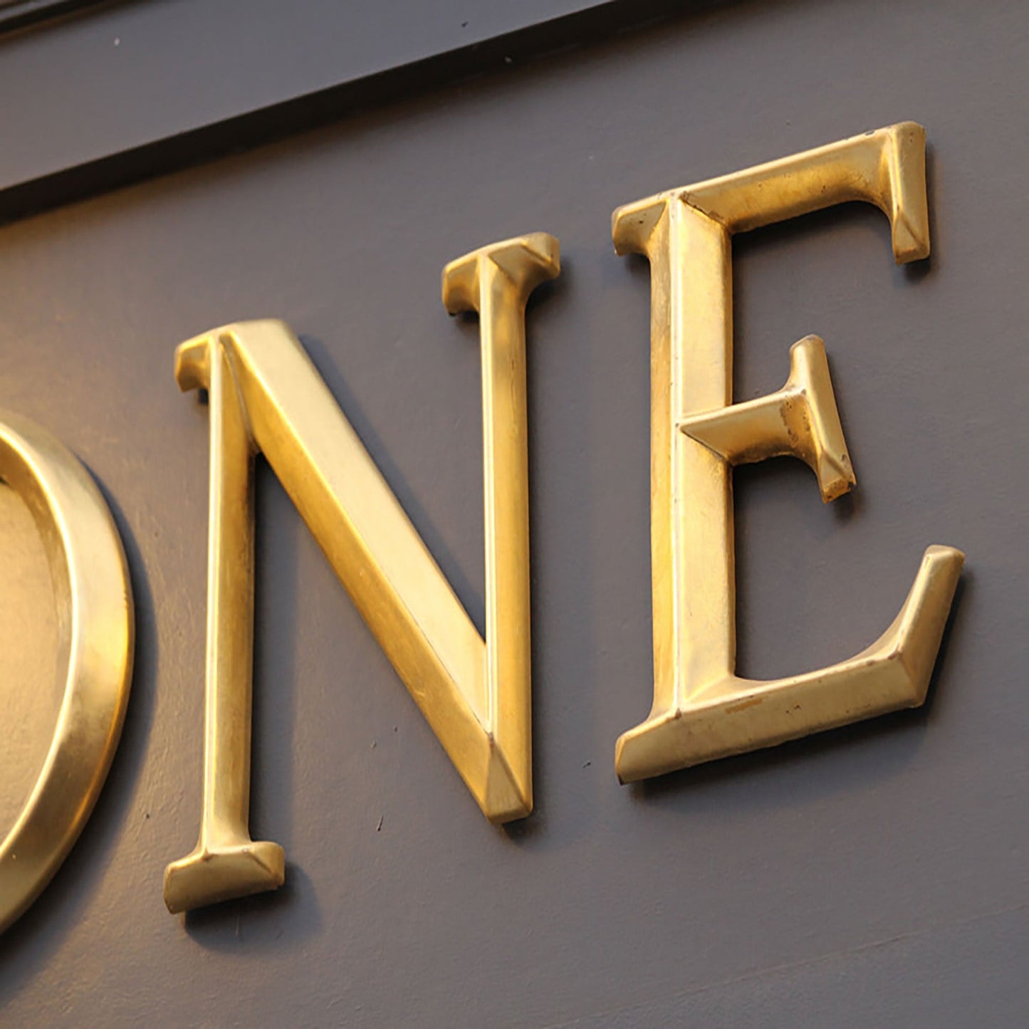 Gold Metal Letters Business Shop Signs 3d Stainless Steel Logo Custom Channel Letters Indoor Decor