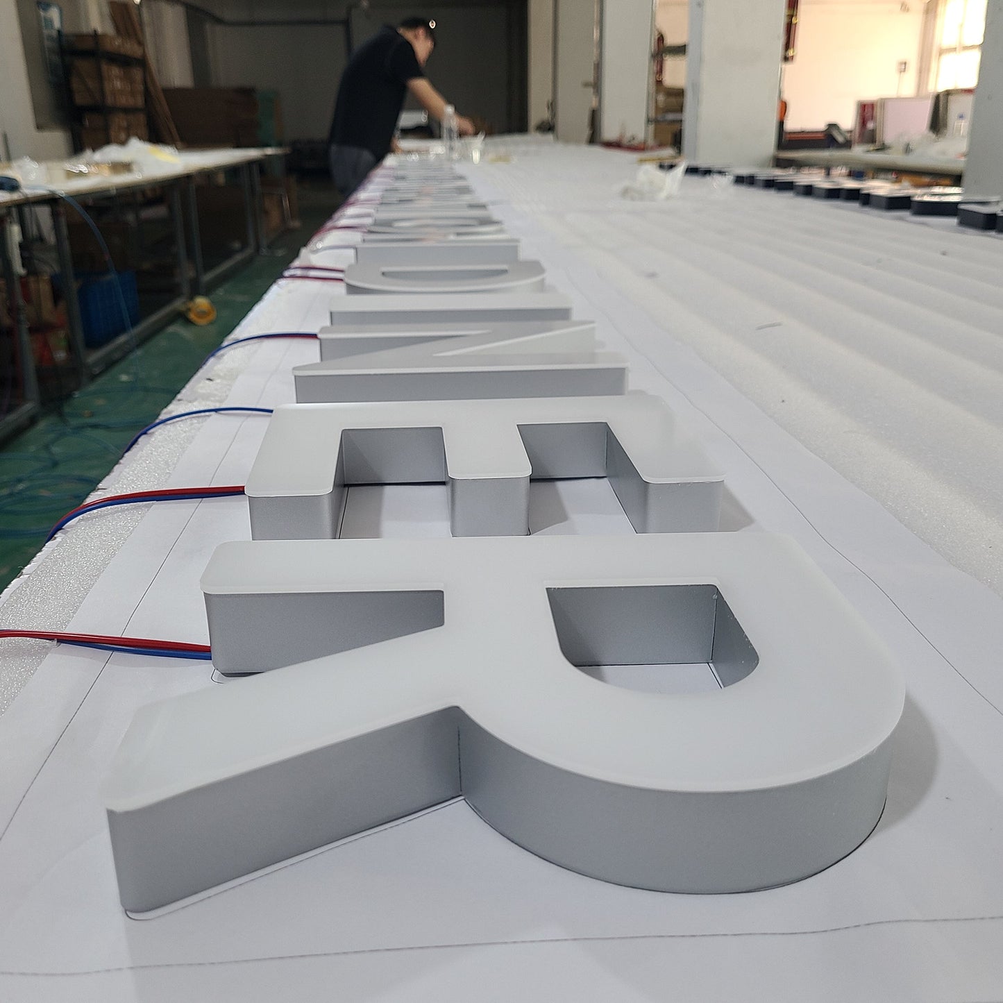 Waterproof Exterior 3D Led Shop Signage Logo Electronic Business Channel Letter Sign Smoke Shop Custom Signage