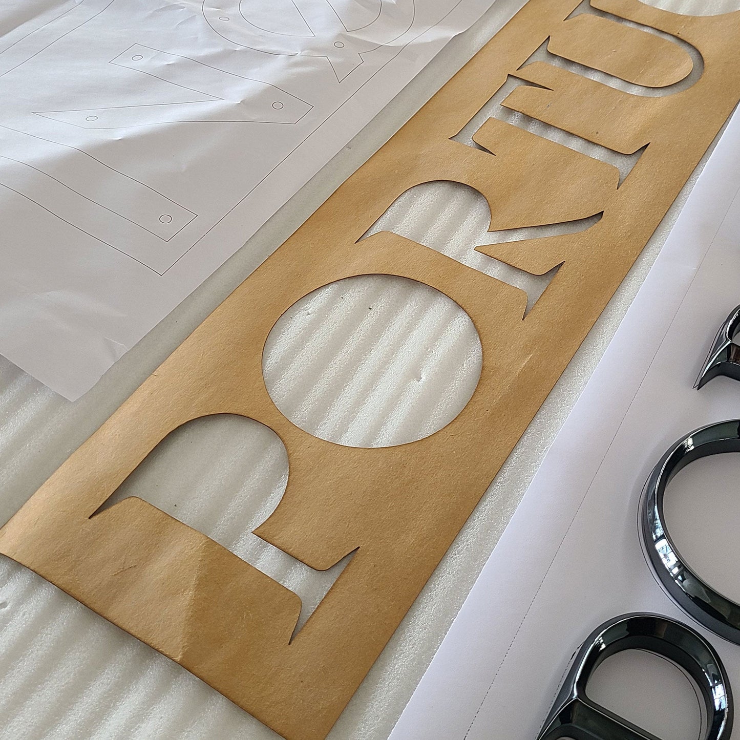 Custom Lobby Reception Cut Acrylic Letters Indoor Wall Sign 3D Raised Letter Sign Companies Brand Signages