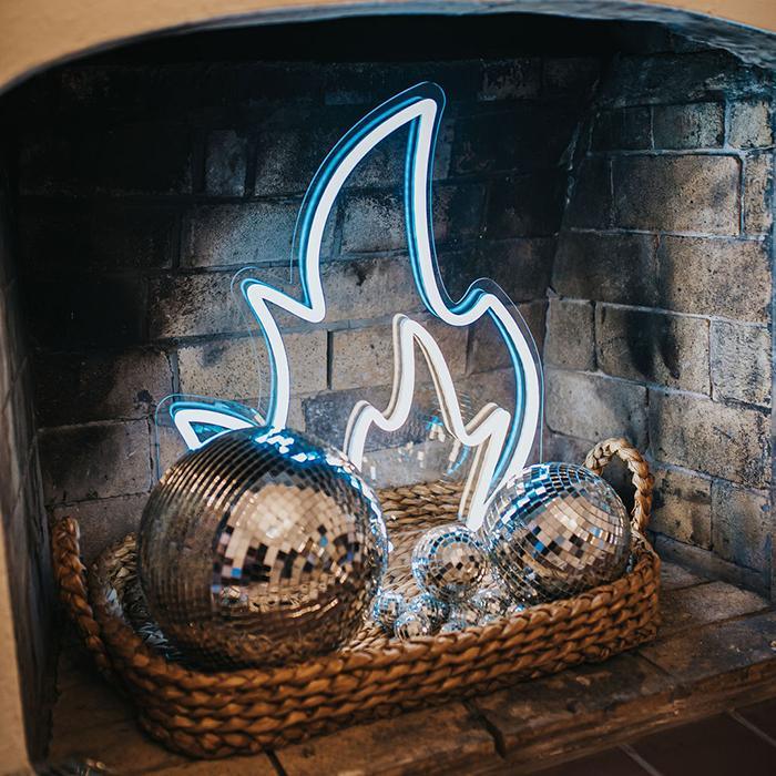 FLAMES neon signs