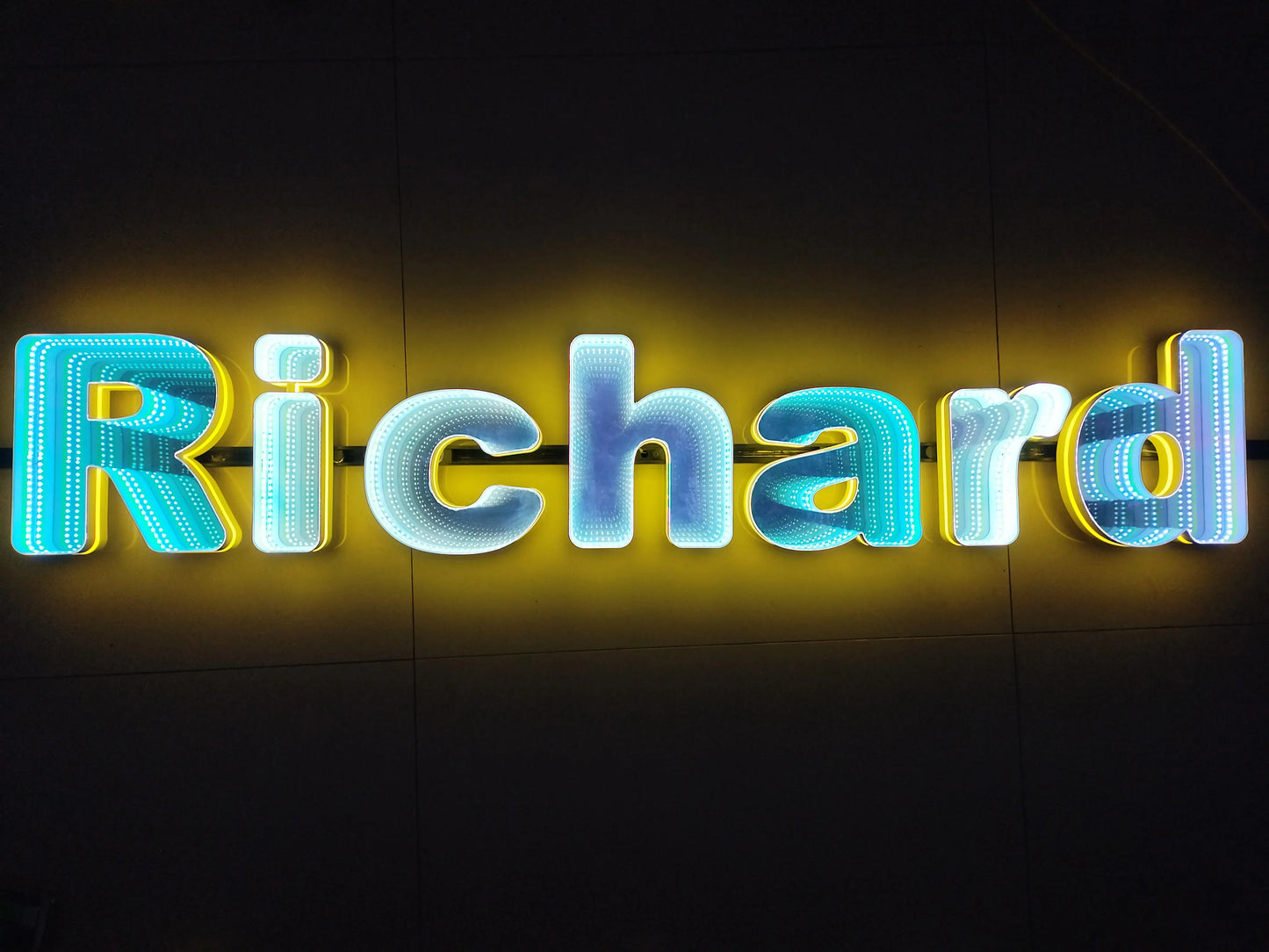 Toysign 3D Name Logo LED Infinity Mirror, Custom Business Logo Sign, Infinity Mirrors Letter, Wall Mounted Infinity Mirror Light