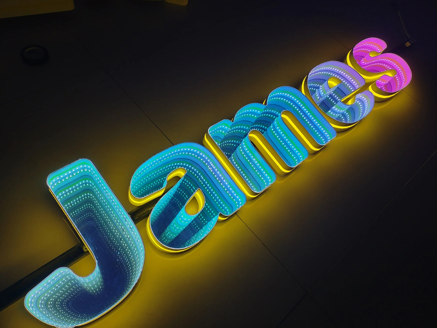 Toysign 3D Name Logo LED Infinity Mirror, Custom Business Logo Sign, Infinity Mirrors Letter, Wall Mounted Infinity Mirror Light