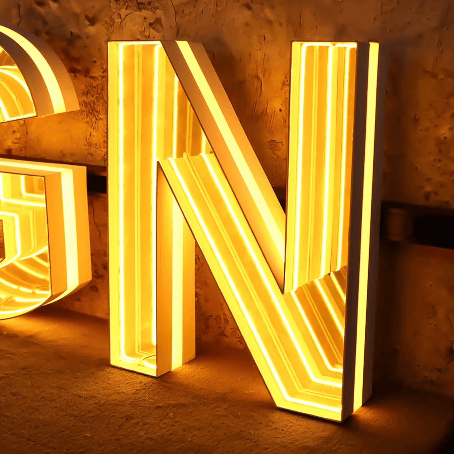 3D Letters Infinity Mirror