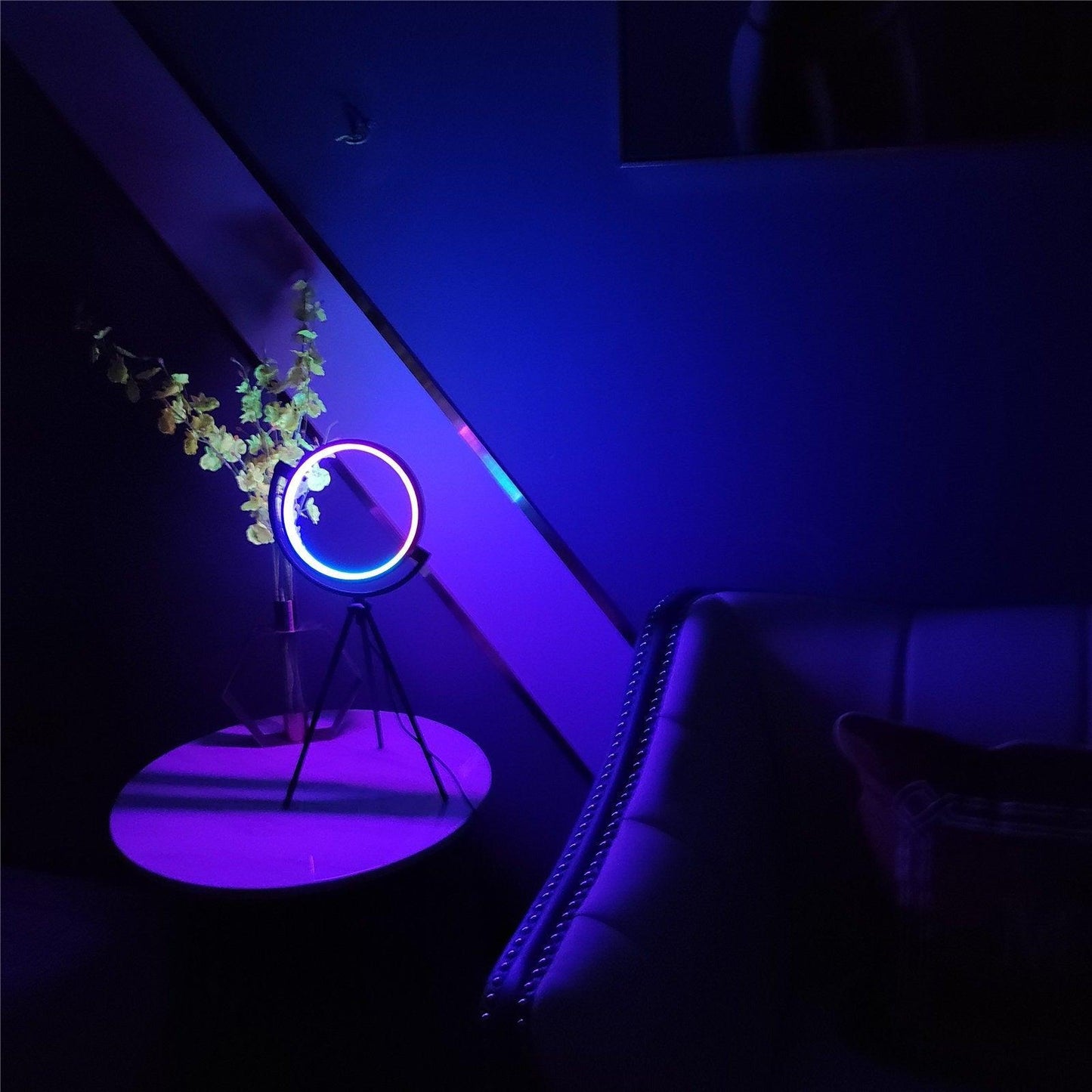 Mini Tripod Lamp