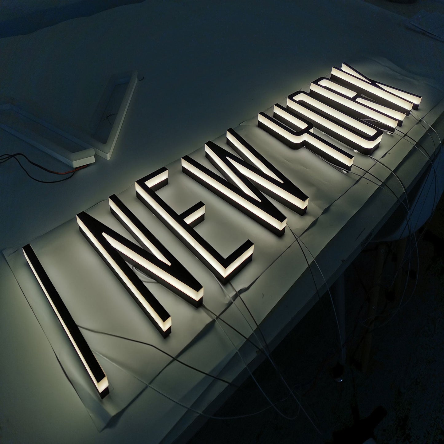 Office Outdoor Acrylic Side Illuminated Building Signs Edge-lit LED 3D Channel Letters Sign
