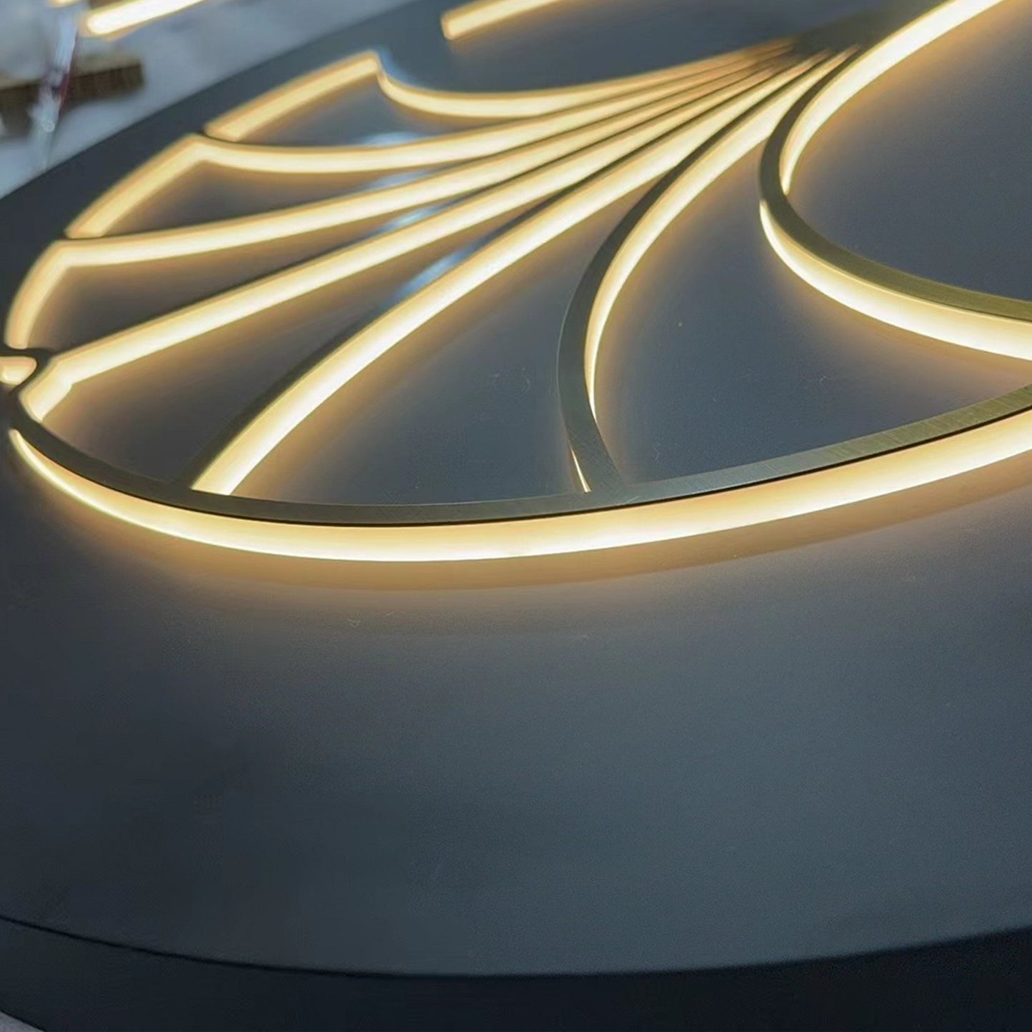 Business Outdoor Advertising Display Metal Light Boxes Custom Push Through Acrylic Logo Letters Led Signage