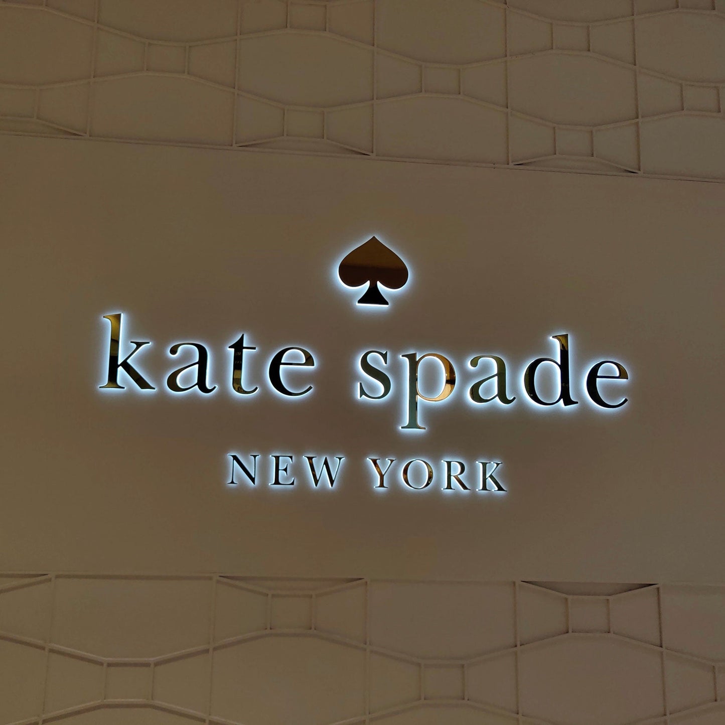 Custom Business Sign Lighted Outdoor Waterproof Metal Letters Backlit 3D Wall Acrylic Letter
