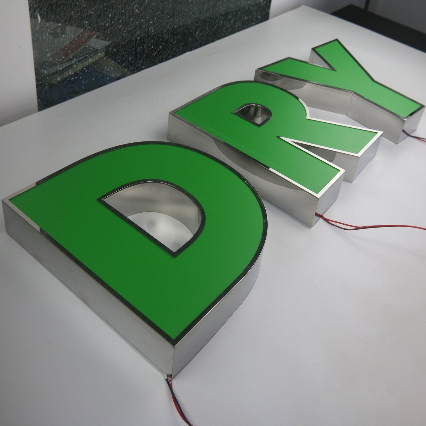 Custom logo signs letters shop signs led acrylic channel letters wall mounted business sign for company brand name