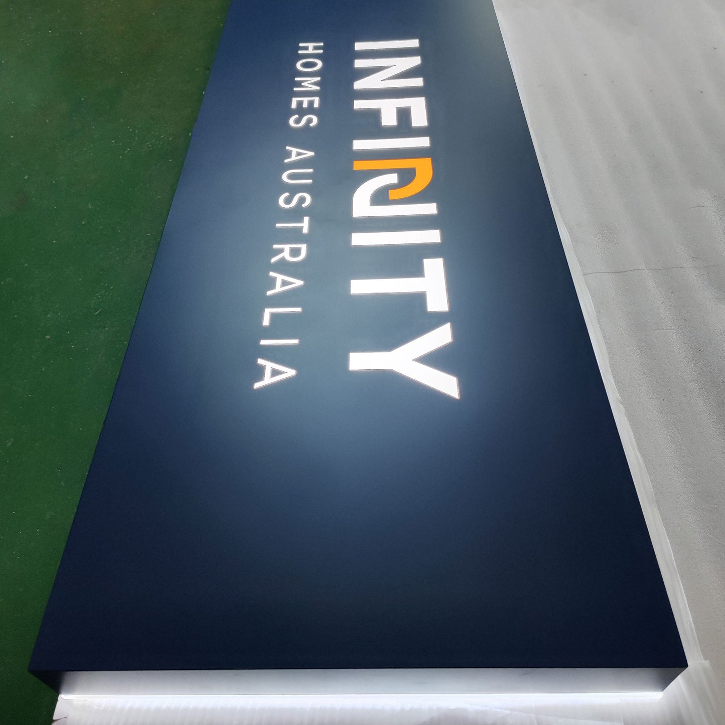 Rectangle Acrylic Frontlit Lightbox Painted Color Led Double Side Illuminated Shopfront Signboard