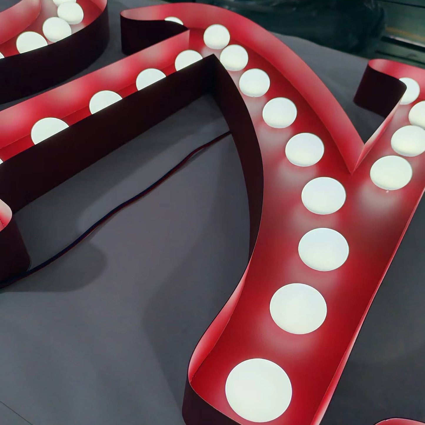 Waterproof Outdoor Marquee Letters Giant Size Stainless Steel Signage Color Painted Illuminated Channel Letters Sign