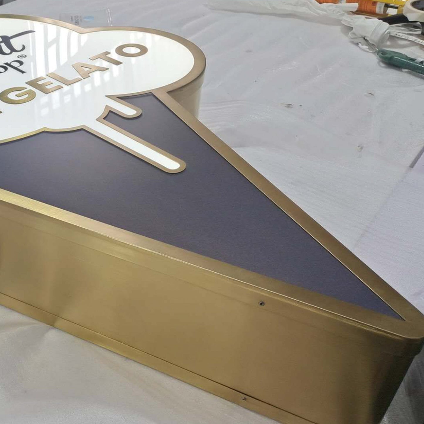 Custom Blade Sign Coffee Shop Double Sided Illuminated Stainless Steel Lightbox Signage