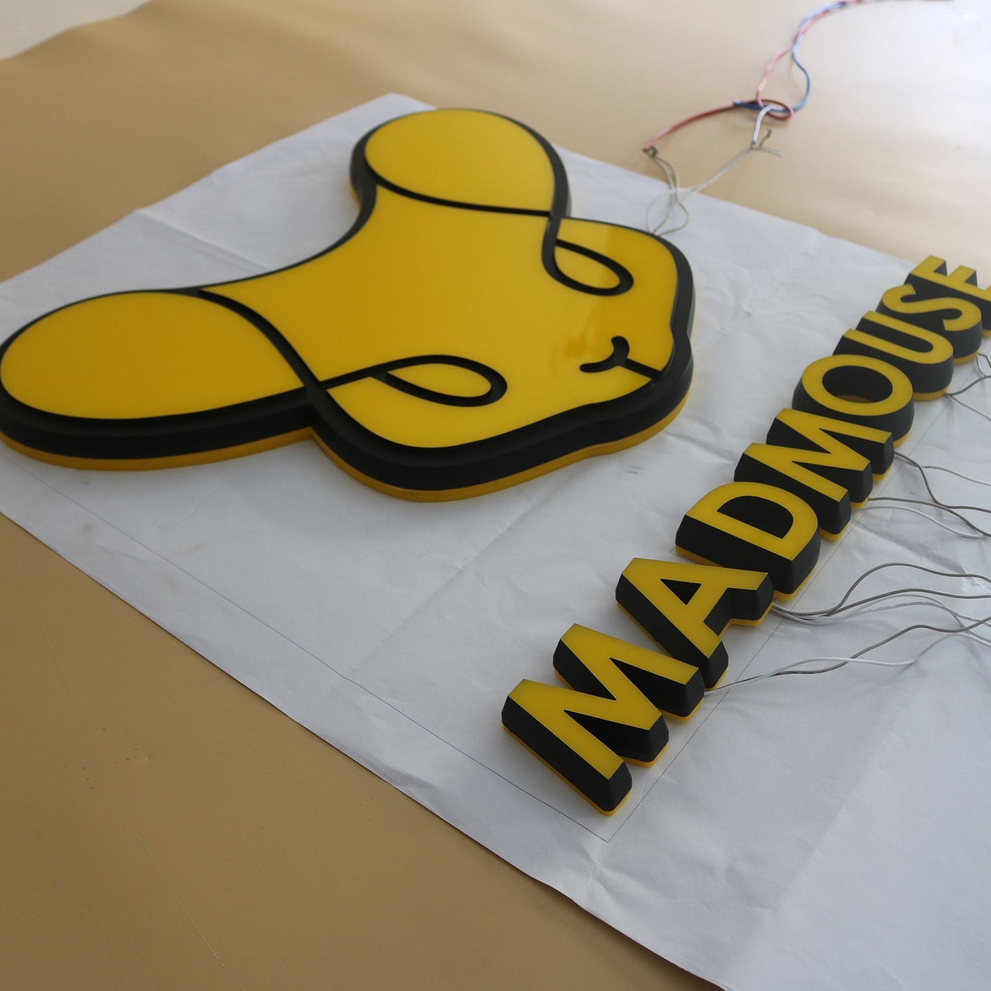 Waterproof led acrylic letters plastic frontlit business signs backlit commercial letters signage