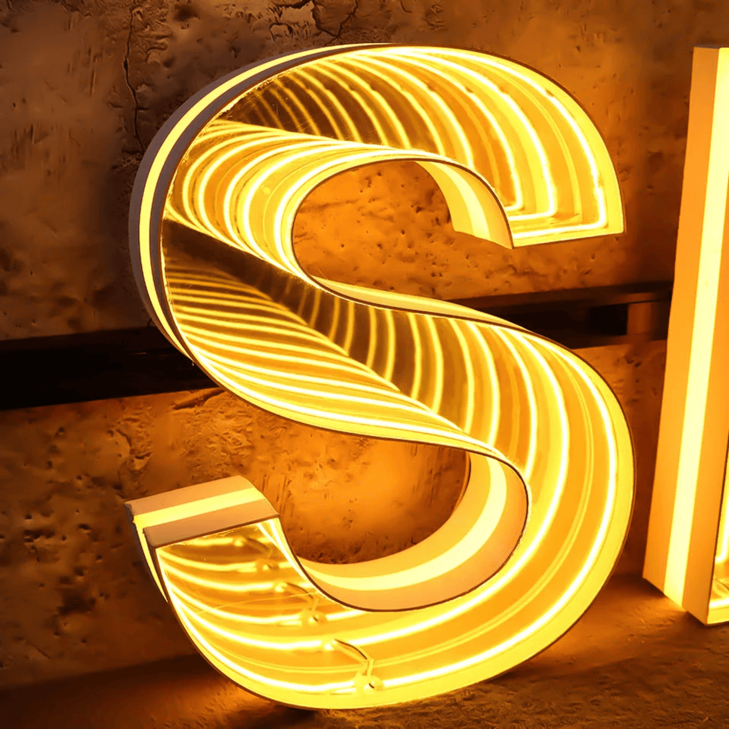3D Letters Infinity Mirror